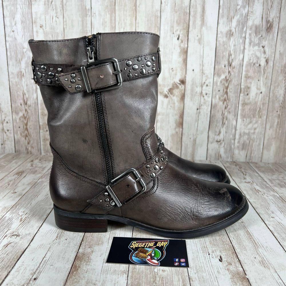 Arturo Chiang Gray Studded Leather Ankle Booties